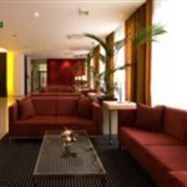 Mamaison Residence Diana